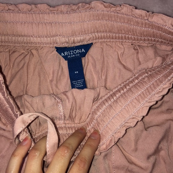 BRAND NEW Arizona Pink Paper-bag Shorts - Picture 2 of 2